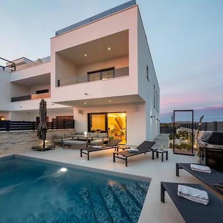 Luxury Sky *