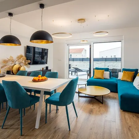 Luxury Sky Vila